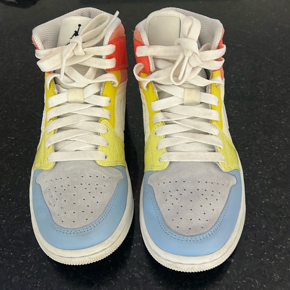 Air Jordan 1 Mid To My First
Coach Womens | DJ6908-...